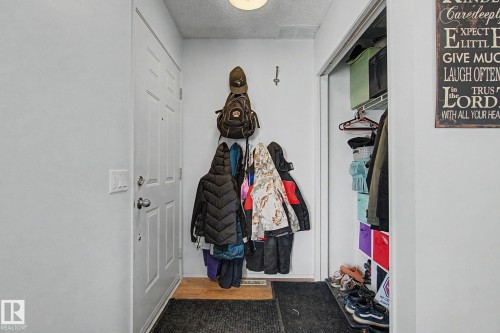 141 5 Aberdeen Way, Stony Plain, AB - Indoor Photo Showing Other Room