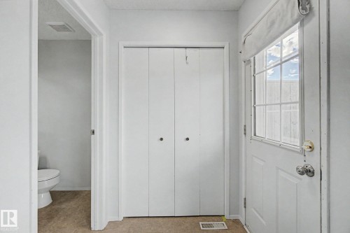 141 5 Aberdeen Way, Stony Plain, AB - Indoor