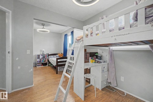 141 5 Aberdeen Way, Stony Plain, AB - Indoor Photo Showing Other Room