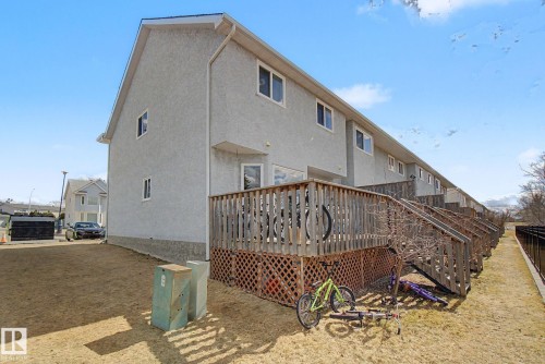 141 5 Aberdeen Way, Stony Plain, AB - Outdoor With Deck Patio Veranda With Exterior