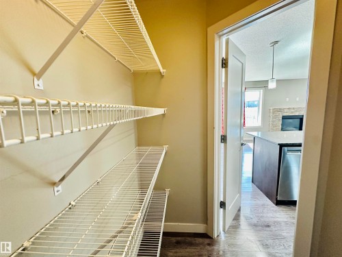 1655 Hammond Crescent, Edmonton, AB - Indoor With Storage