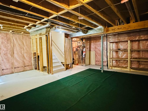 1655 Hammond Crescent, Edmonton, AB - Indoor Photo Showing Basement