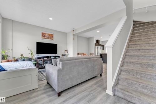 61 215 Saddleback Road, Edmonton, AB - Indoor