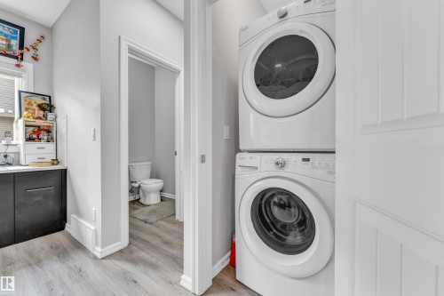 61 215 Saddleback Road, Edmonton, AB - Indoor Photo Showing Laundry Room