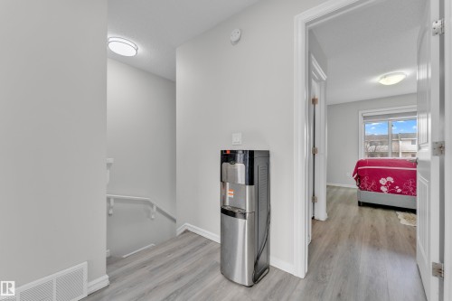 61 215 Saddleback Road, Edmonton, AB - Indoor