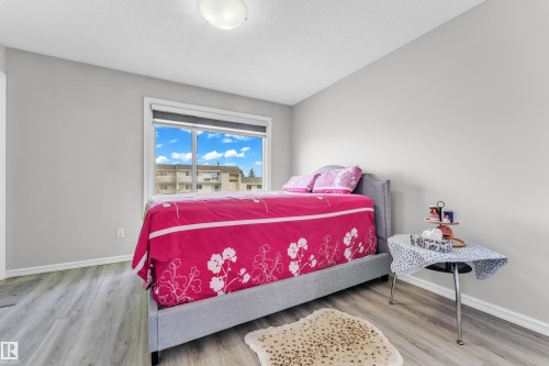 61 215 Saddleback Road, Edmonton, AB - Indoor Photo Showing Bedroom