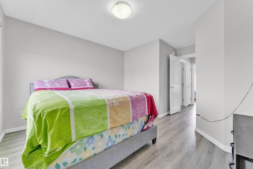 61 215 Saddleback Road, Edmonton, AB - Indoor Photo Showing Bedroom