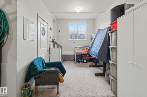 24 165 Cy Becker Blvd, Edmonton, AB - Indoor Photo Showing Other Room