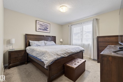 1096 Cy Becker Road, Edmonton, AB - Indoor Photo Showing Bedroom