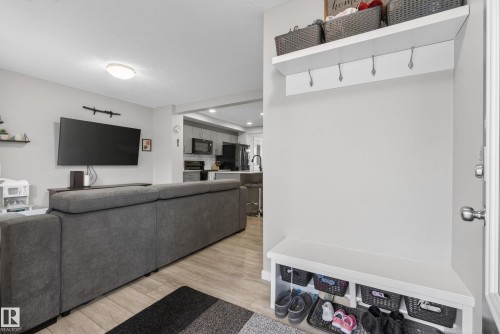 1096 Cy Becker Road, Edmonton, AB - Indoor