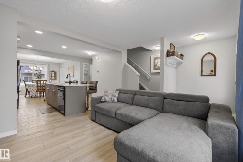 1096 Cy Becker Road, Edmonton, AB - Indoor Photo Showing Living Room