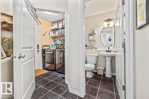 50 Napoleon Crescent, St. Albert, AB - Indoor Photo Showing Bathroom