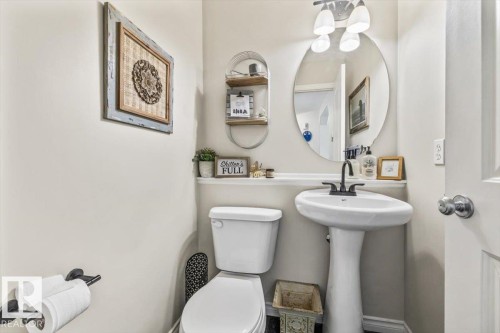 50 Napoleon Crescent, St. Albert, AB - Indoor Photo Showing Bathroom