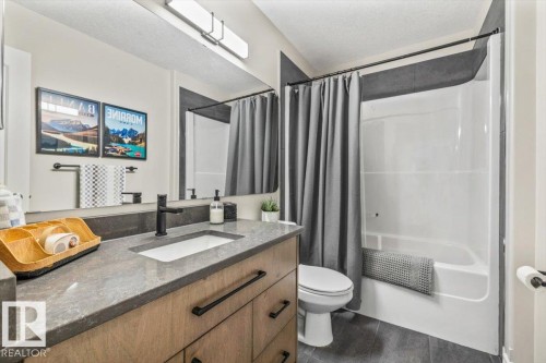 50 Napoleon Crescent, St. Albert, AB - Indoor Photo Showing Bathroom