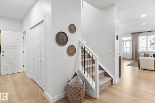 3195 Erlanger Way, Edmonton, AB - Indoor Photo Showing Other Room