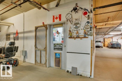 305 4906 47 Avenue, Leduc, AB - Indoor Photo Showing Garage