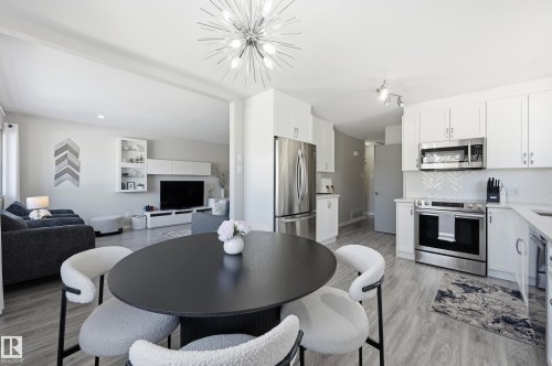 7719 71 Avenue, Edmonton, AB - Indoor