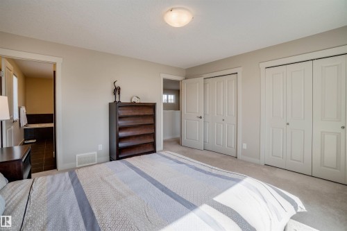 3843 Agar Green, Edmonton, AB - Indoor Photo Showing Bedroom
