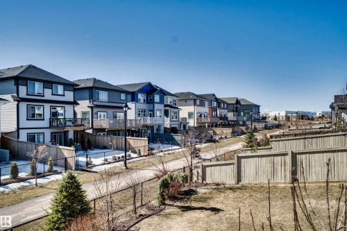 3843 Agar Green, Edmonton, AB - Outdoor