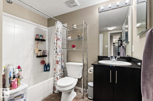 208 18122 77 Street, Edmonton, AB - Indoor Photo Showing Bathroom