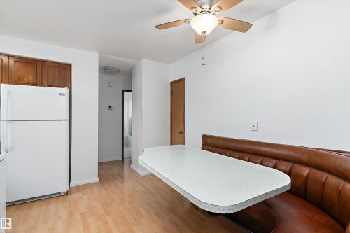 7123 Delwood Road, Edmonton, AB - Indoor