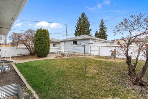 7123 Delwood Road, Edmonton, AB - Outdoor
