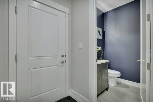 100 Aston Bend, Leduc, AB - Indoor Photo Showing Bathroom