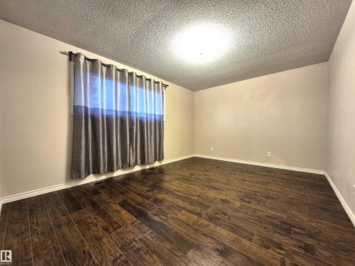 11440 44A Avenue, Edmonton, AB - Indoor Photo Showing Other Room
