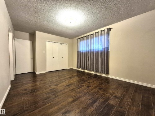 11440 44A Avenue, Edmonton, AB - Indoor Photo Showing Other Room