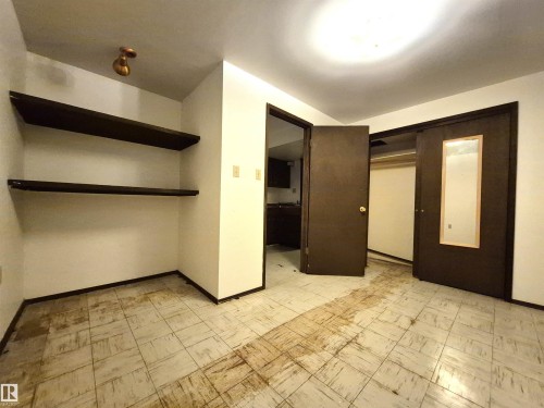 11440 44A Avenue, Edmonton, AB - Indoor Photo Showing Other Room