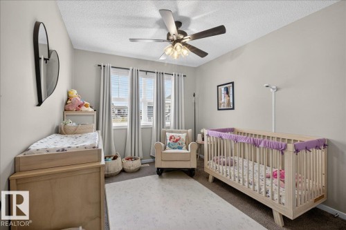 2530 Orchards Way, Edmonton, AB - Indoor Photo Showing Bedroom