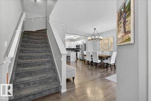 2530 Orchards Way, Edmonton, AB - Indoor Photo Showing Other Room