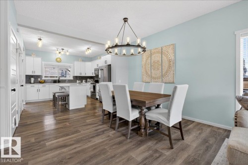 2530 Orchards Way, Edmonton, AB - Indoor Photo Showing Dining Room