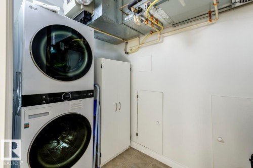 606 10108 125 Street, Edmonton, AB - Indoor Photo Showing Laundry Room