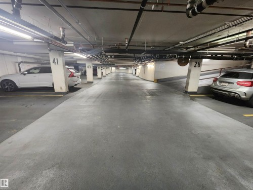 606 10108 125 Street, Edmonton, AB - Indoor Photo Showing Garage