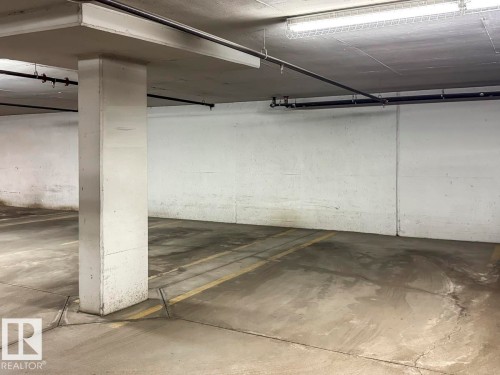 606 10108 125 Street, Edmonton, AB - Indoor Photo Showing Garage