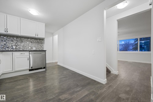 13228 83 Street Nw, Edmonton, AB - Indoor Photo Showing Other Room