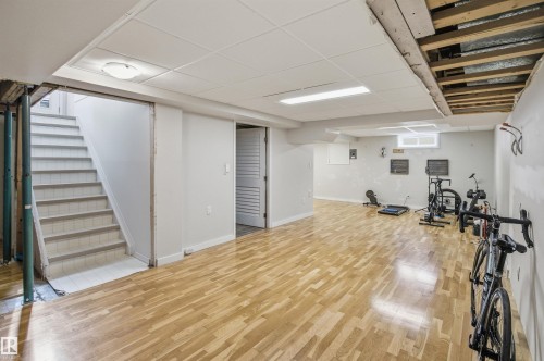 4203 52 Avenue, Beaumont, AB - Indoor