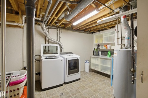 4203 52 Avenue, Beaumont, AB - Indoor Photo Showing Laundry Room