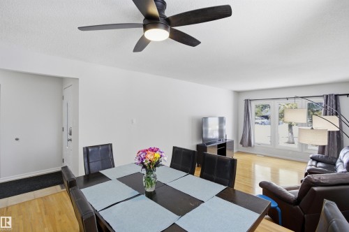 4203 52 Avenue, Beaumont, AB - Indoor