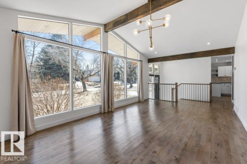5 Gresham Boulevard, St. Albert, AB - Indoor Photo Showing Other Room