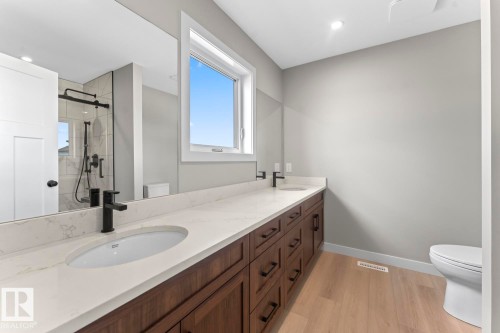 317 Fundy Way, Cold Lake, AB - Indoor Photo Showing Bathroom