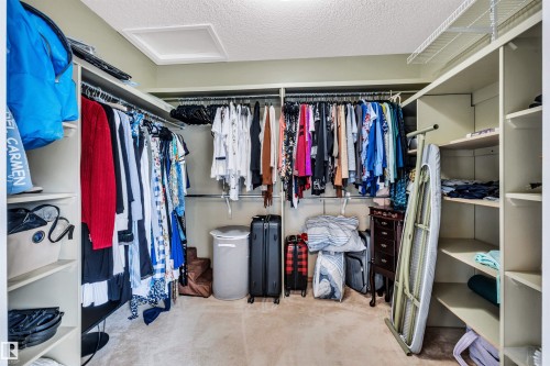 37 Deane Crescent, St. Albert, AB - Indoor With Storage