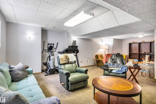 37 Deane Crescent, St. Albert, AB - Indoor