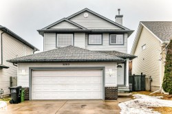 5305 205 Street  Edmonton, AB T6M 2Y7