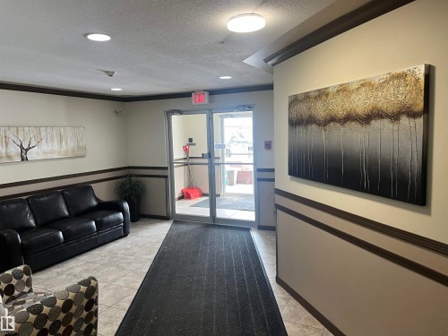 302 17467 98A Avenue, Edmonton, AB - Indoor Photo Showing Other Room