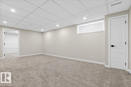 257 Knottwood Road N, Edmonton, AB - Indoor