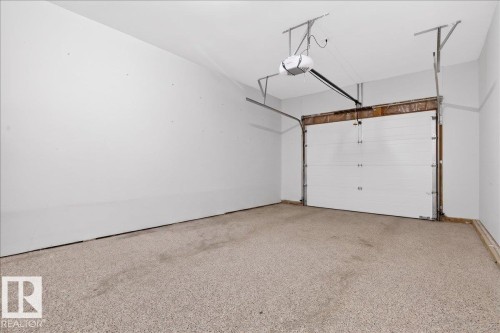 257 Knottwood Road N, Edmonton, AB - Indoor Photo Showing Garage