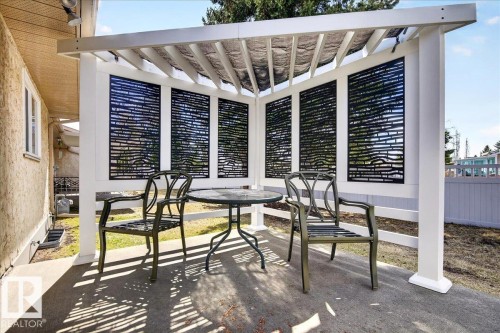 257 Knottwood Road N, Edmonton, AB - Outdoor