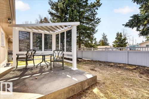 257 Knottwood Road N, Edmonton, AB - Outdoor